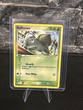 Pokemon Bulbasaur Non-Holo 46/100 from Vintage EX Crystal Guardians Set‎ (2006)